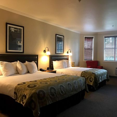 Best Western Wesley Inn & Suites Gig Harbor Extérieur photo